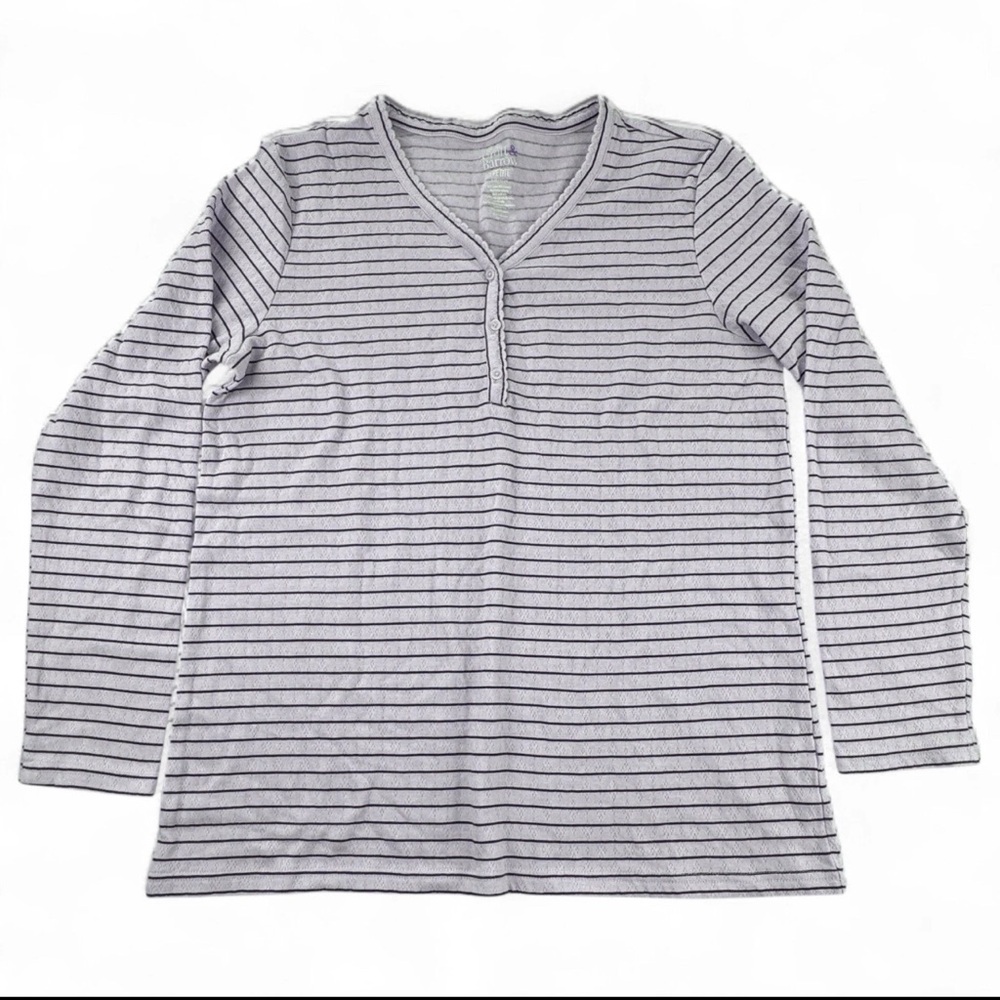 Croft Barrow Pajama Top Womens Petite Size PS Lilac Black Striped